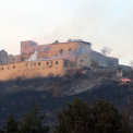 Leégett a krasznahorkai vár – Újra kigyulladt a faszerkezet