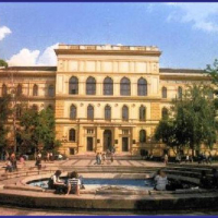 Visszafogják a közgazdász- és jogászképzést Szegeden